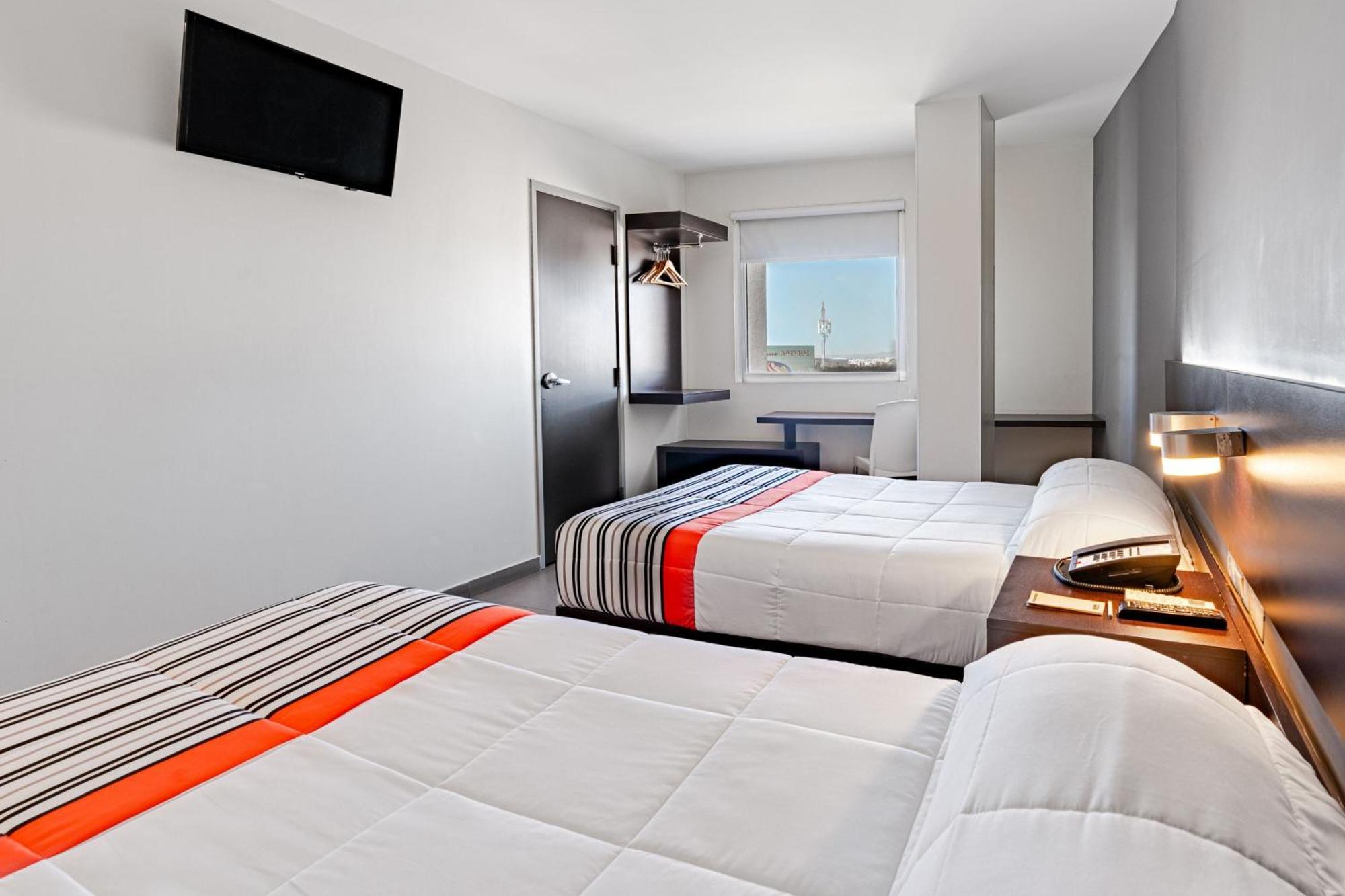 City Express Junior By Marriott Aguascalientes Centro Esterno foto