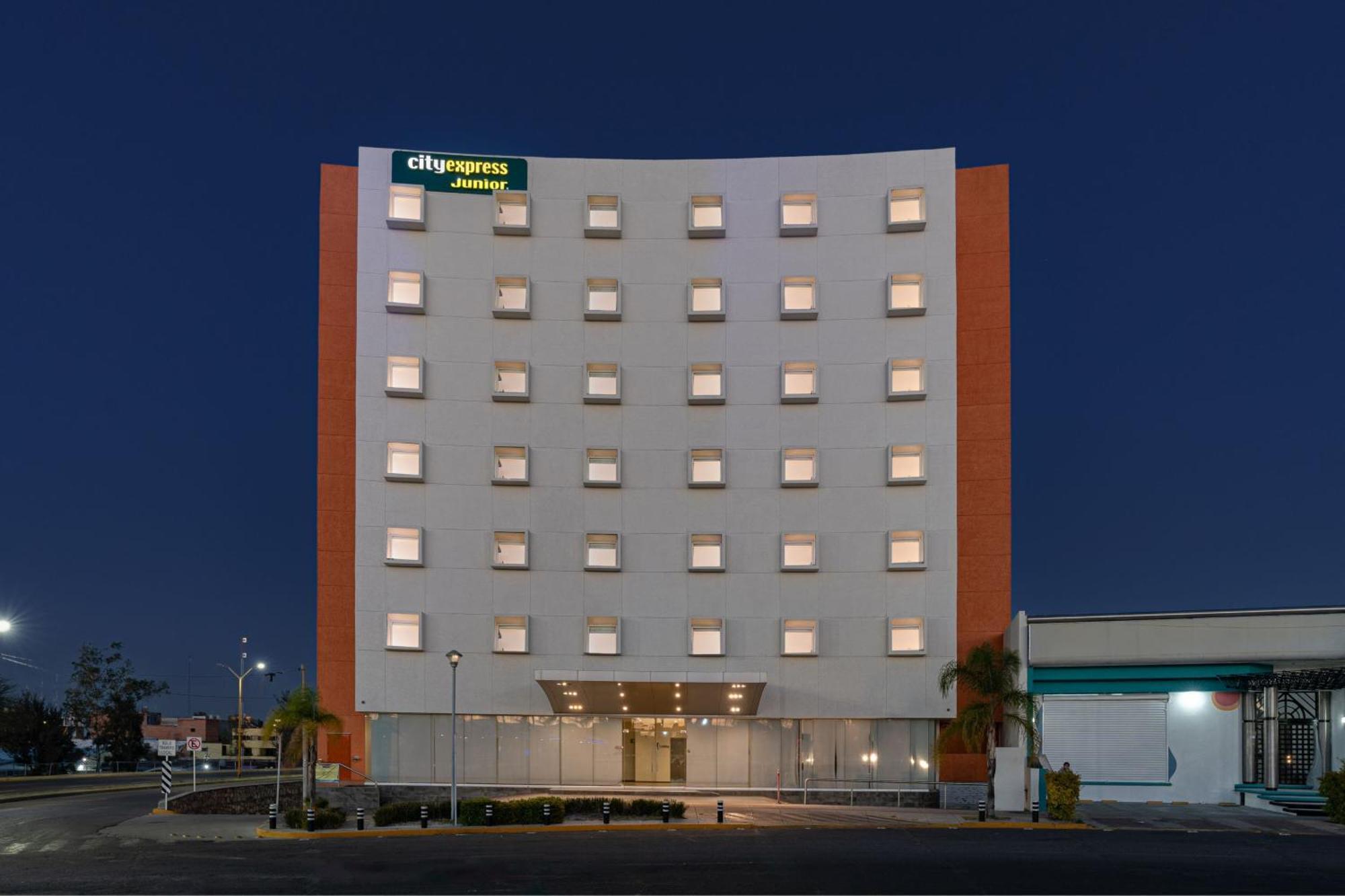 City Express Junior By Marriott Aguascalientes Centro Esterno foto