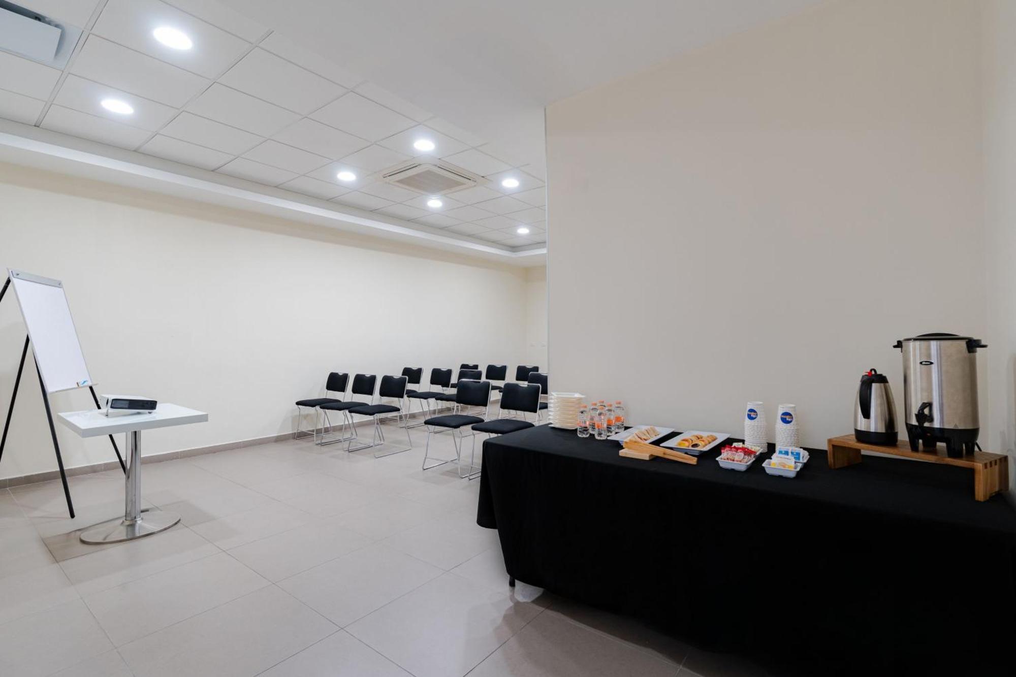 City Express Junior By Marriott Aguascalientes Centro Esterno foto