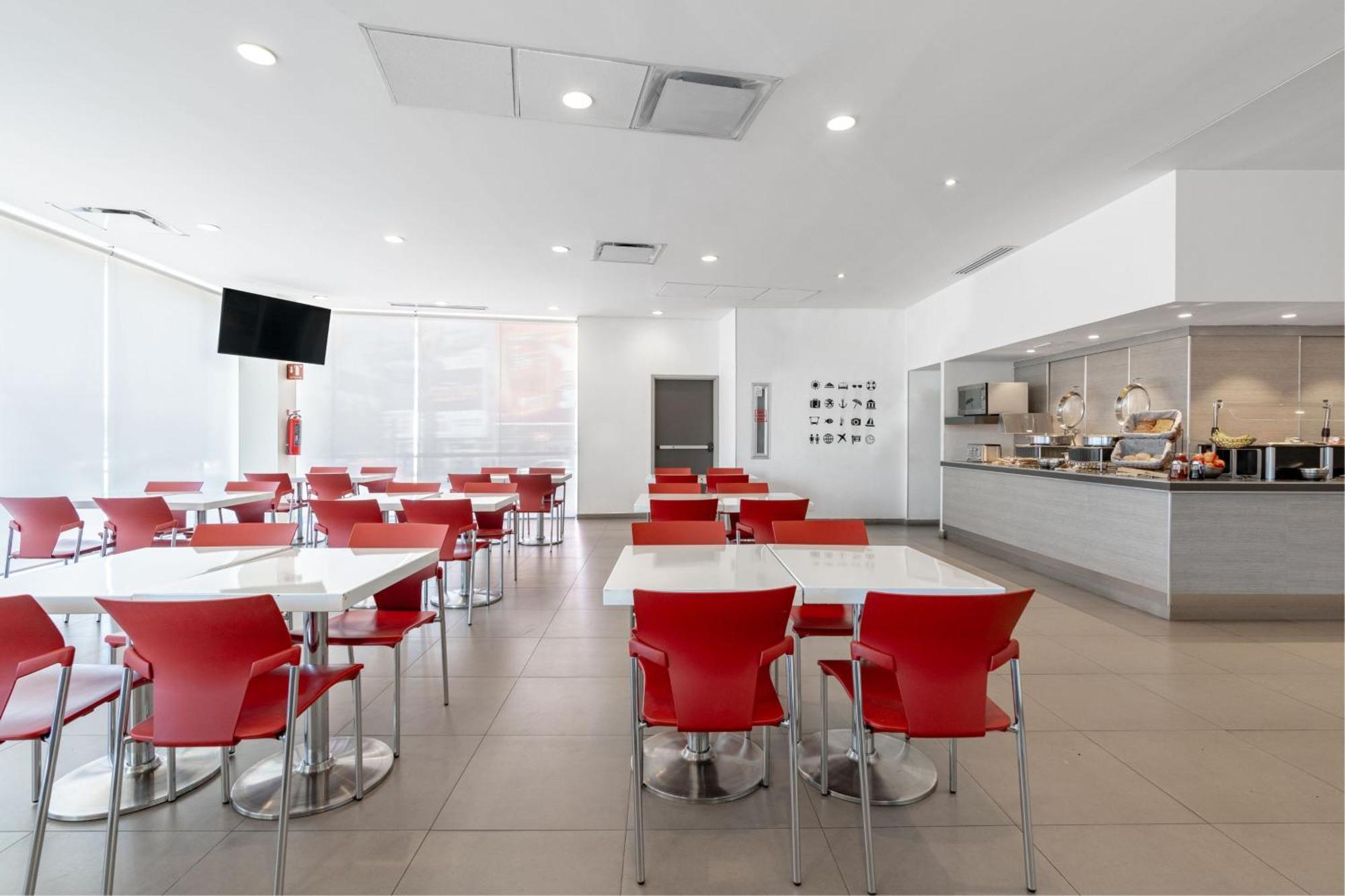 City Express Junior By Marriott Aguascalientes Centro Esterno foto