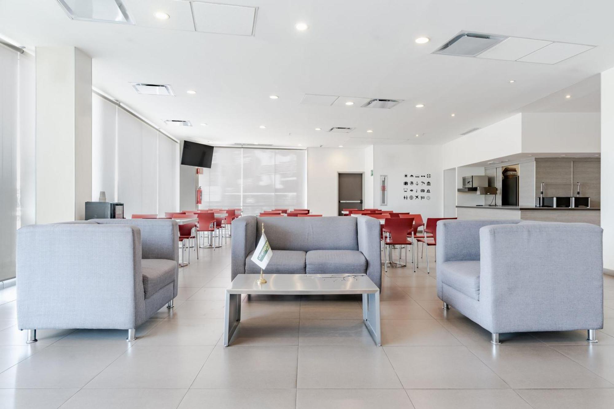 City Express Junior By Marriott Aguascalientes Centro Esterno foto